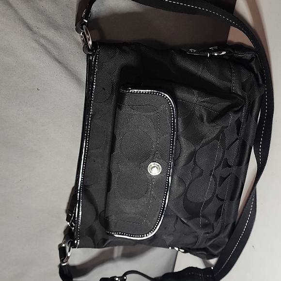 Coach Signature Crossbody Bag -Like NEW - Picture 2 of 10